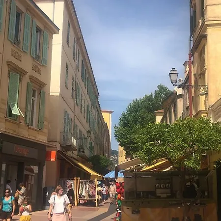 Spacieux Au Coeur Du Centre Ancien *